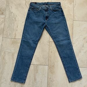 Abercrombie & Fitch Jeans Men’s 32x32 Rustin Athletic Skinny With Stretch